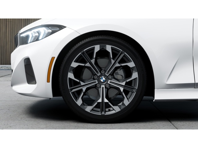 2026 BMW 3 Series 330i - Photo 7