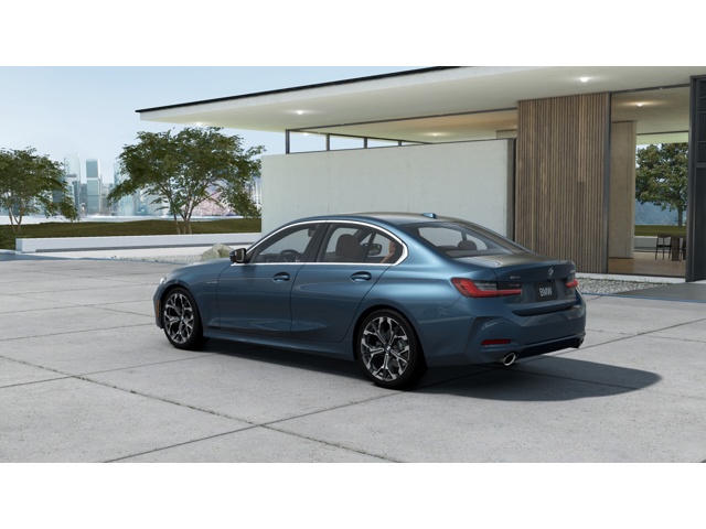 2025 Bmw 330i xDrive photo 2