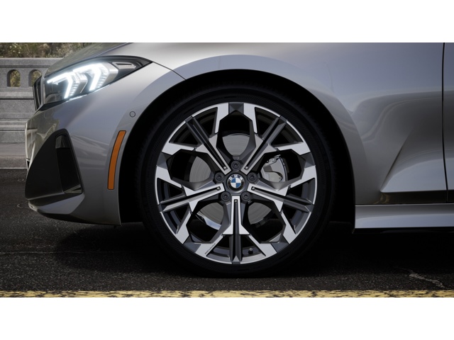 2026 BMW 3 Series 330i - Photo 7