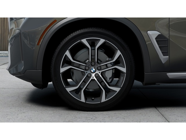 New 2026 Dravit Grey Metallic BMW sDrive40i image 7