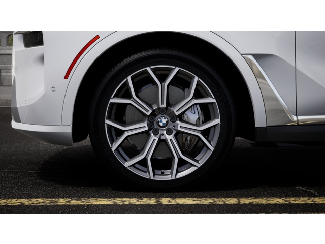2027 BMW X7 40i - Photo 7