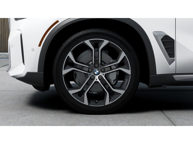 New 2026 Mineral White Metallic BMW xDrive40i image 7