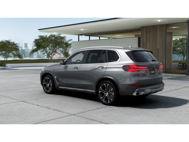 New 2026 Skyscraper Grey Metallic BMW xDrive40i image 2