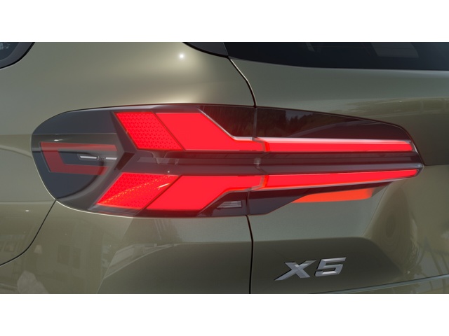 New 2026 Manhattan Green Metallic BMW  image 8