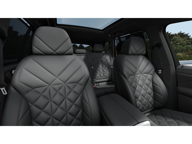 New 2026 Skyscraper Grey Metallic BMW M60i image 11