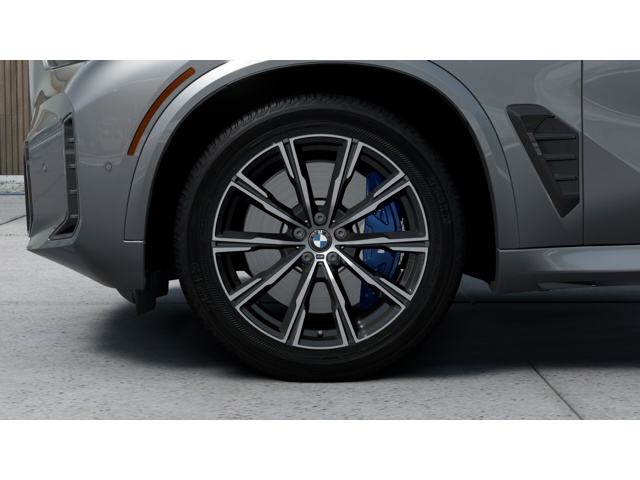 New 2026 Skyscraper Grey Metallic BMW M60i image 7