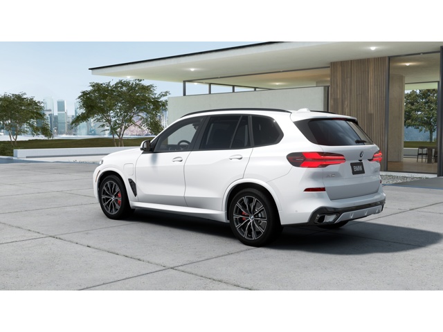 New 2026 Mineral White Metallic BMW  image 2