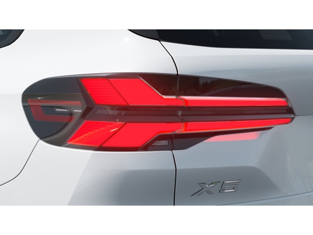 New 2026 Mineral White Metallic BMW  image 8