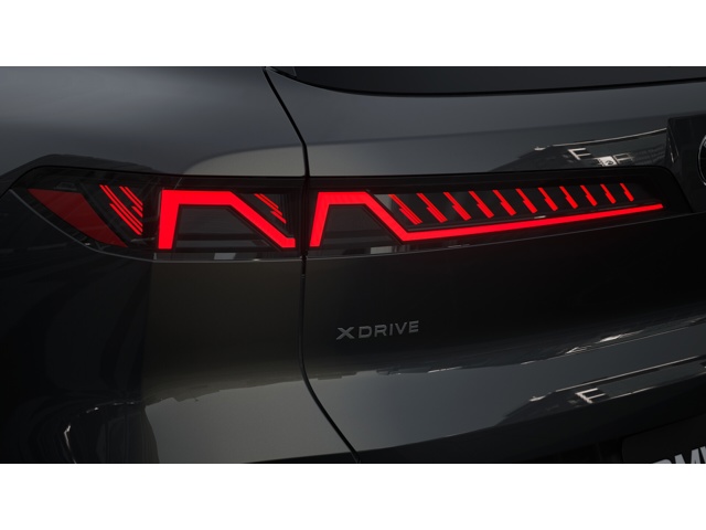 New 2027 Dravit Grey Metallic BMW  image 8