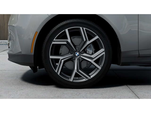 New 2027 Space Silver Metallic BMW  image 7