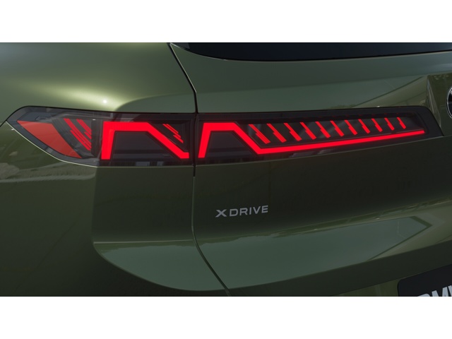 New 2027 Grey Pine Metallic BMW 40 xDrive image 8