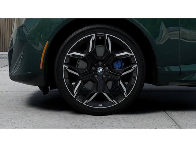 New 2027 Vancouver Green Metallic BMW 40 xDrive image 7
