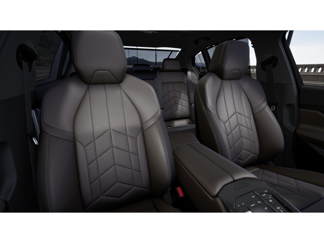 2027 BMW 5 Series 550e - Photo 11