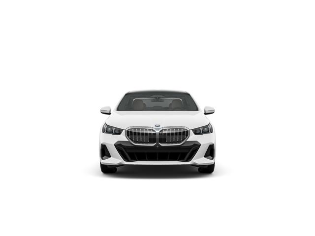 2026 BMW 5 Series 550e's photo
