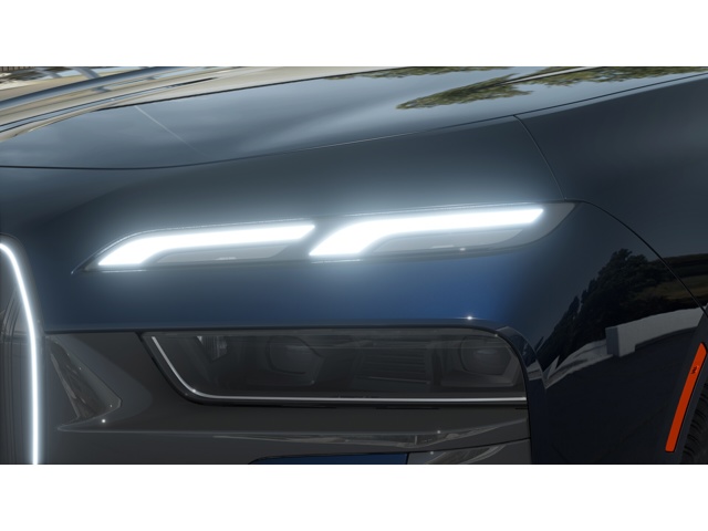 2025 BMW 7 Series 750e - Photo 6
