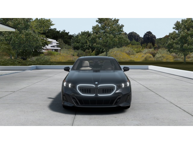 New 2027 Dark Graphite Metallic BMW  image 3