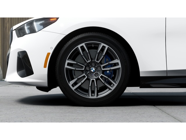 New 2027 Alpine White BMW  image 7