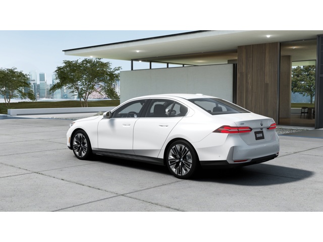 New 2027 Mineral White Metallic BMW  image 2