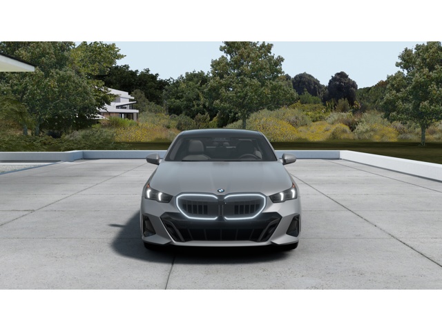 New 2027 Frozen Pure Grey Metallic BMW 540i xDrive image 3