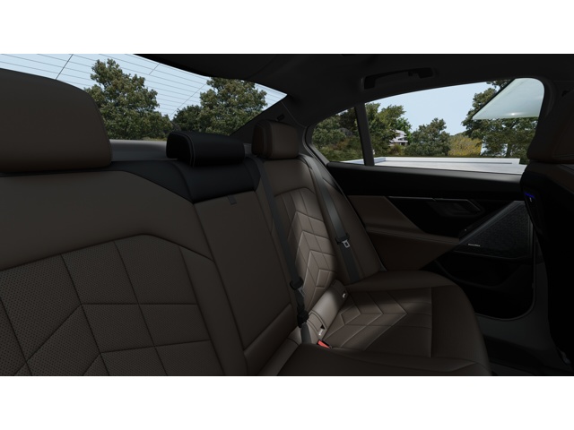 New 2027 Mineral White Metallic BMW 540i xDrive image 12