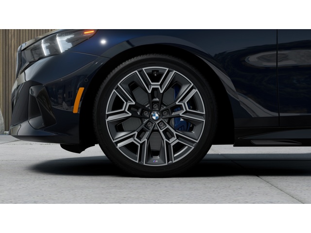 New 2027 Carbon Black Metallic BMW 540i image 7
