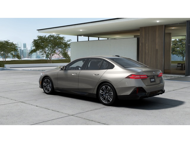 New 2027 Oxide Grey Metallic BMW 540i xDrive image 2