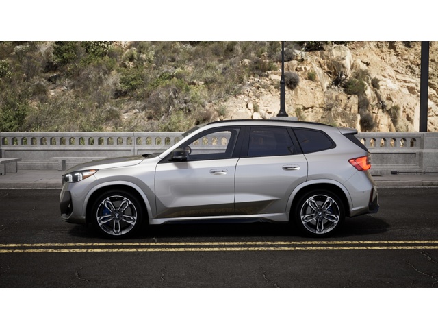 2026 Bmw X1 M35i photo 4