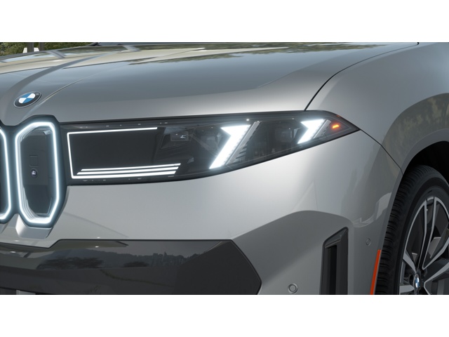 New 2027 Space Silver Metallic BMW 50 xDrive image 6