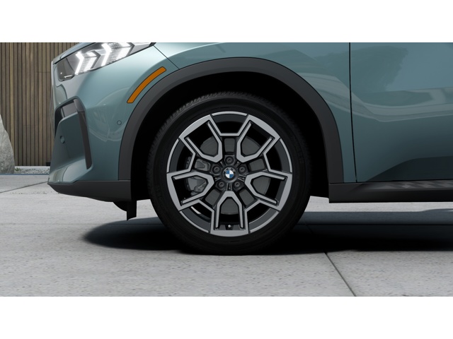 New 2026 BMW X2 xDrive28i