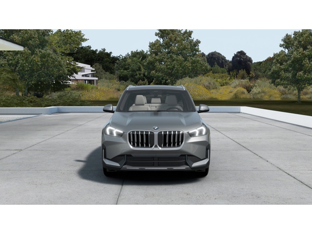 New 2027 Space Silver Metallic BMW xDrive28i image 3