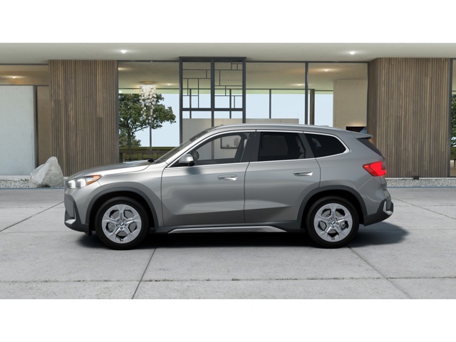 New 2027 Space Silver Metallic BMW xDrive28i image 4