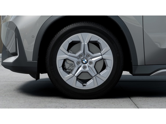 New 2027 Space Silver Metallic BMW xDrive28i image 7
