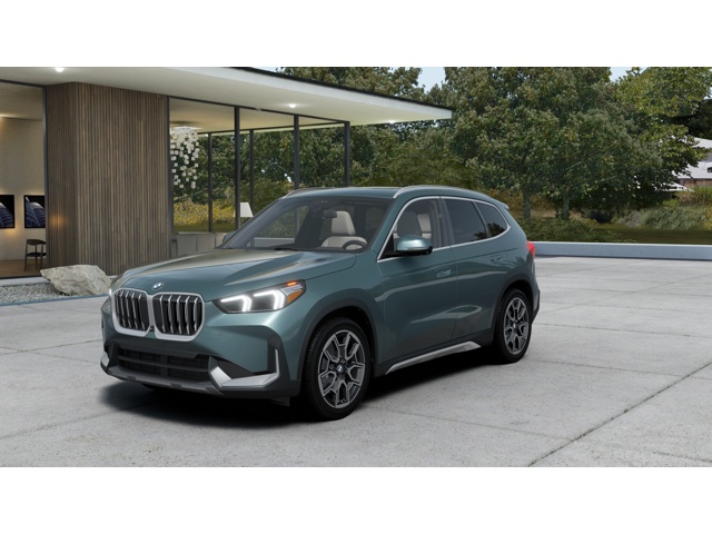 2026 BMW X1 28i's photo