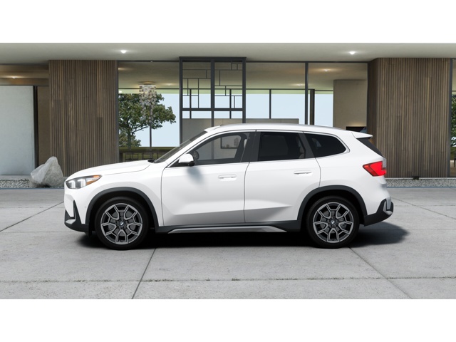 New 2027 Mineral White Metallic BMW xDrive28i image 4