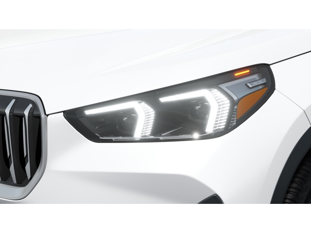 New 2027 Mineral White Metallic BMW xDrive28i image 6