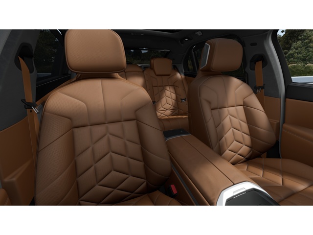 New 2027 Mineral White Metallic BMW  image 11