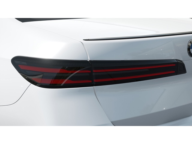 New 2027 Mineral White Metallic BMW  image 8